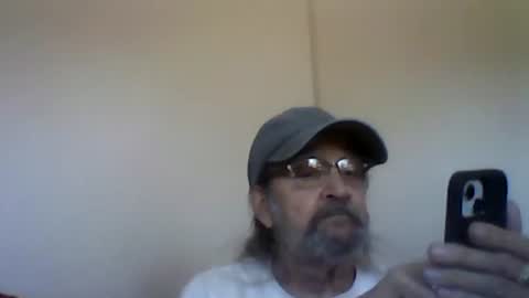 Snapshot of 1valentine chatting on November 2, 8:11 pm 1valentine online show from November 2, 8:11 pm