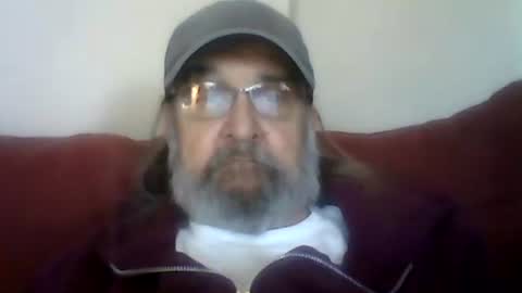 Snapshot of 1valentine chatting on February 15, 5:42 pm 1valentine online show from February 15, 5:42 pm