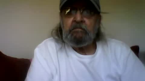 Snapshot of 1valentine chatting on March 16, 6:34 pm 1valentine online show from March 16, 6:34 pm