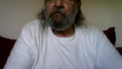 Snapshot of 1valentine chatting on April 10, 8:57 pm 1valentine online show from April 10, 8:57 pm