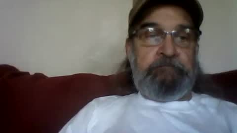 Snapshot of 1valentine chatting on April 12, 4:45 pm 1valentine online show from April 12, 4:45 pm