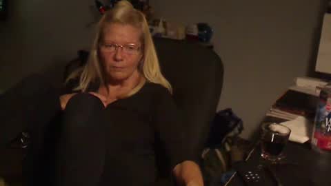 Susan online show from December 28, 2:54 am