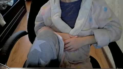 1your_hot_girls online show from December 10, 9:33 am