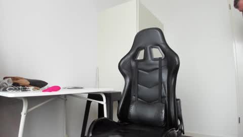 Henk online show from December 5, 1:38 pm