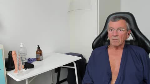 Henk online show from October 11, 11:09 am