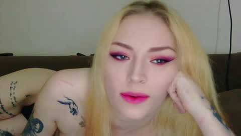 Snapshot of 20punkslut chatting on May 26, 9:55 pm 20punkslut online show from May 26, 9:55 pm