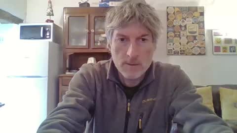 22esserre online show from December 13, 10:30 am