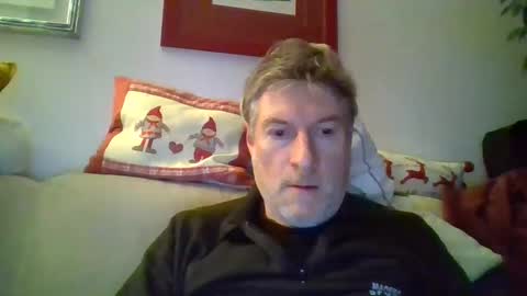 22esserre online show from February 17, 10:47 pm