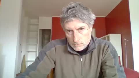 22esserre online show from March 10, 1:21 pm