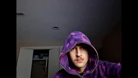 22yrsold7inch online show from December 22, 8:11 am