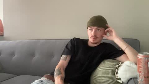 26sneakers online show from November 16, 8:25 pm