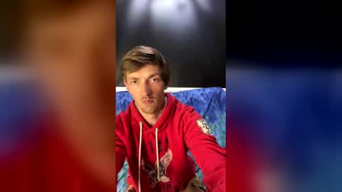 Snapshot of 27tnguy chatting on February 19, 10:11 am 27tnguy online show from February 19, 10:11 am