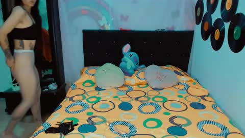 samantha sharon online show from November 20, 8:25 am