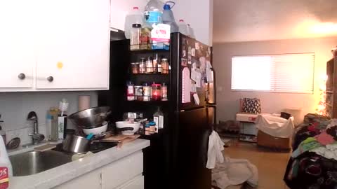 2girls1link online show from January 3, 4:37 pm