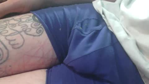 Snapshot of 2muchdic4u chatting on January 6, 1:31 am 2muchdic4u online show from January 6, 1:31 am