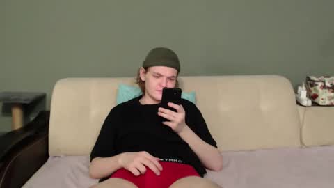 Eleot online show from November 25, 5:07 am