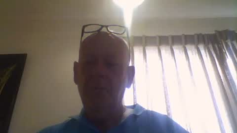 Snapshot of 304705449t chatting on November 23, 7:19 am Peter online show from November 23, 7:19 am