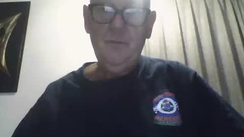 Snapshot of 304705449t chatting on April 14, 6:47 pm Peter online show from April 14, 6:47 pm