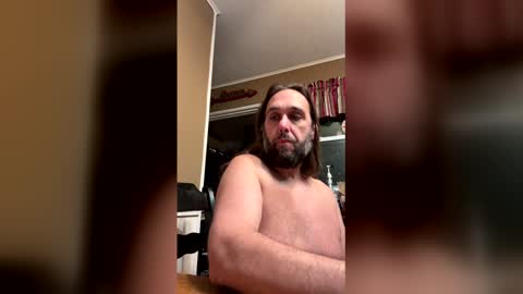 Snapshot of 33adidas chatting on December 14, 10:20 am 33adidas online show from December 14, 10:20 am