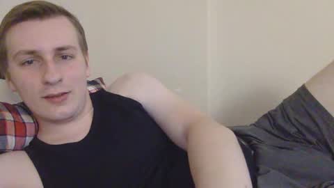 Snapshot of 3andy3 chatting on September 19, 6:37 am Andy online show from September 19, 6:37 am