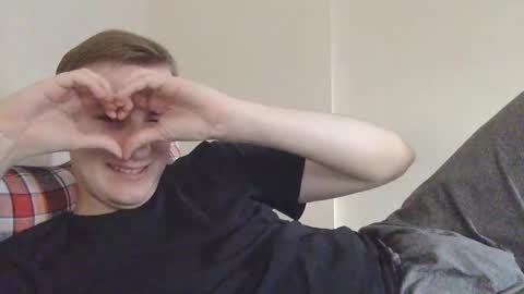 Snapshot of 3andy3 chatting on September 28, 6:52 am Andy online show from September 28, 6:52 am