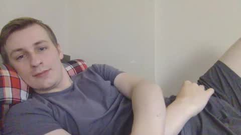 Snapshot of 3andy3 chatting on October 4, 6:55 am Andy online show from October 4, 6:55 am