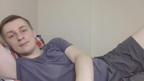 Snapshot of 3andy3 chatting on November 29, 7:44 am Andy online show from November 29, 7:44 am