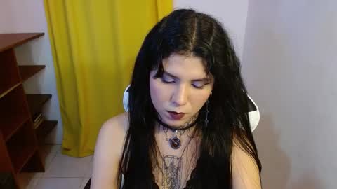 erika online show from February 1, 1:48 am