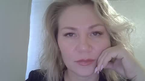 3susie online show from September 12, 7:30 am