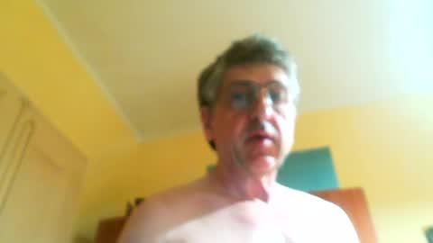 Snapshot of 41bigdick41 chatting on June 27, 2:05 am 41bigdick41 online show from June 27, 2:05 am