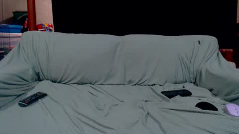 Snapshot of 420bunnie chatting on March 7, 4:35 am 420bunnie online show from March 7, 4:35 am