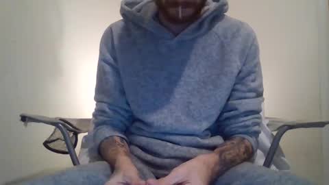 420feetloverr420 online show from November 10, 1:26 am