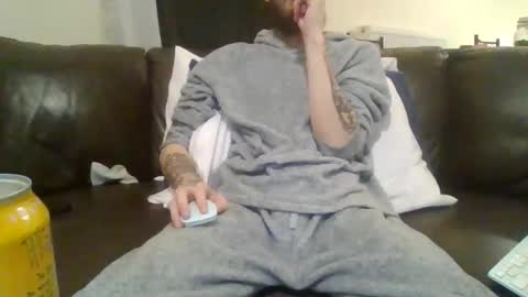 420feetloverr420 online show from January 9, 3:20 am