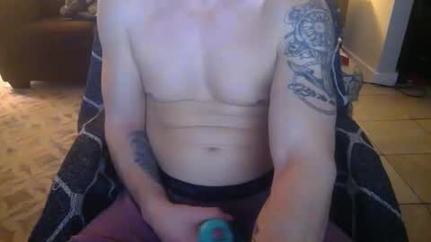 Snapshot of 42o_blah chatting on December 8, 4:46 am 42o_blah online show from December 8, 4:46 am