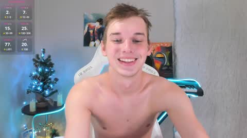 Snapshot of 4ever_dude chatting on December 15, 3:13 am Andrew online show from December 15, 3:13 am