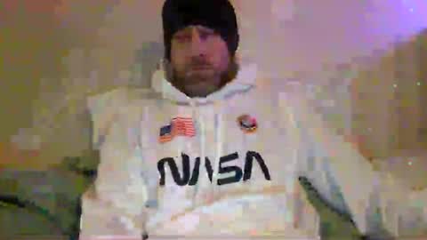 Snapshot of 4funvibes chatting on June 22, 5:59 am 4funvibes online show from June 22, 5:59 am