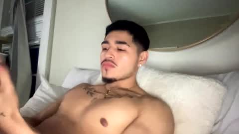 Snapshot of 4ngelbad_boy chatting on April 9, 2:55 am 4ngelbad_boy online show from April 9, 2:55 am