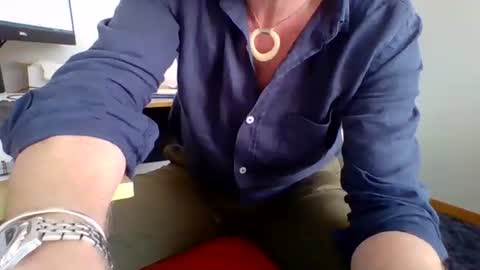 Snapshot of 555tony555 chatting on December 2, 1:36 am 555tony555 online show from December 2, 1:36 am