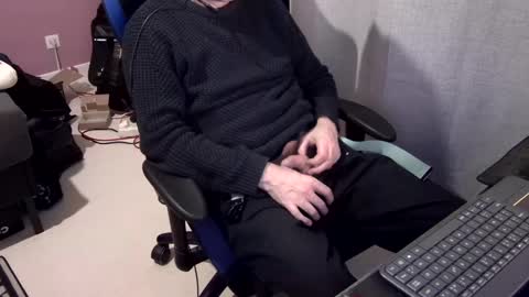 Larese Carlo online show from February 1, 6:40 pm