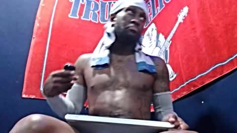 Tettaz GetitJusy4ya online show from November 21, 1:21 pm