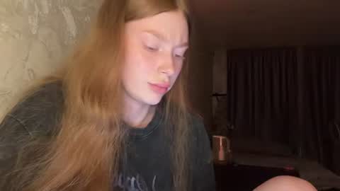 5th_e1ement online show from August 5, 5:49 pm