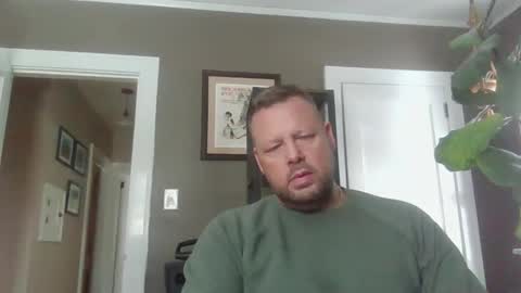 Snapshot of 612guy chatting on January 12, 6:59 pm 612guy online show from January 12, 6:59 pm