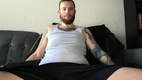 Snapshot of 662am chatting on January 26, 5:55 pm the662am online show from January 26, 5:55 pm