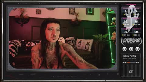 Juune online show from October 8, 7:00 pm