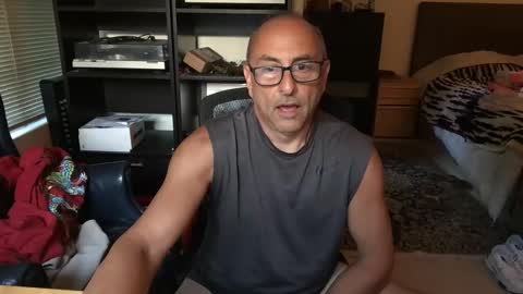 daddy vegas  for single women and couples here online show from May 28, 2:09 am