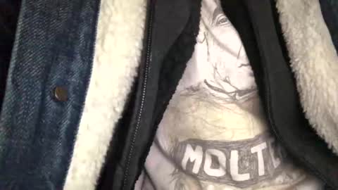 Snapshot of 6990fiko chatting on March 11, 10:07 am 6990fiko online show from March 11, 10:07 am