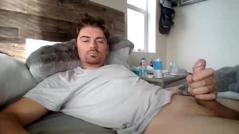 Snapshot of 69alldaylong1 chatting on October 27, 4:11 pm 69alldaylong1 online show from October 27, 4:11 pm