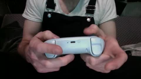 Snapshot of 69ass_tastic chatting on March 6, 9:58 am Chris online show from March 6, 9:58 am