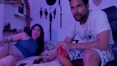 Snapshot of 69blackwhite chatting on February 28, 8:10 pm 69blackwhite online show from February 28, 8:10 pm