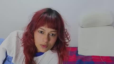 Snapshot of 6inferna6 chatting on October 19, 1:39 am inferna online show from October 19, 1:39 am